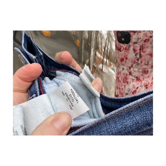 Tommy Hilfiger Skinny Crop Jeans Mid Rise Med Wash Sz 8 - Picture 9 of 12